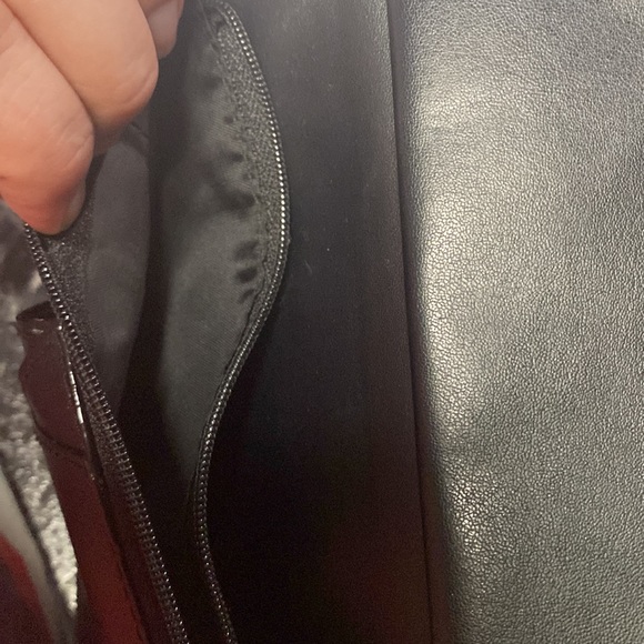 Victoria Secret Wallet with carry strap - Picture 5 of 6